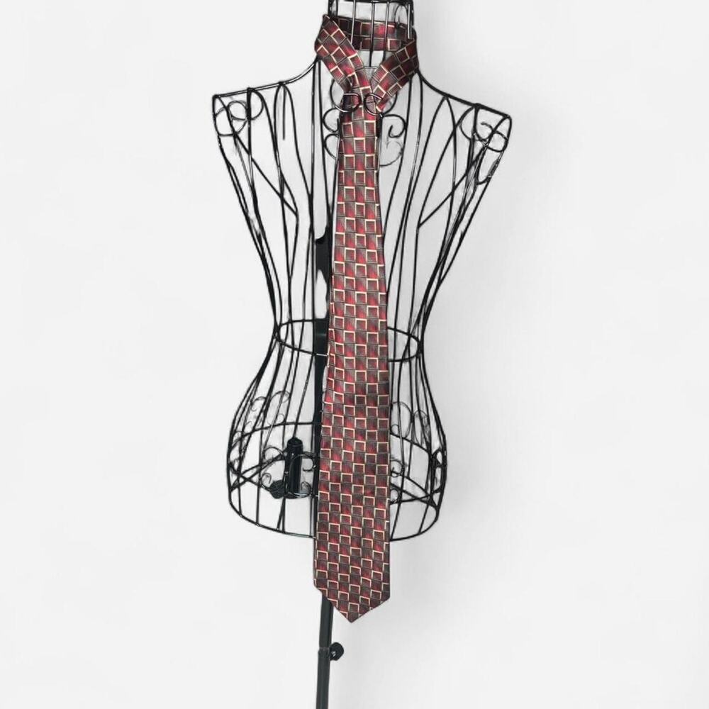 Paul Dione 100% Silk Geometric Necktie - Burgundy